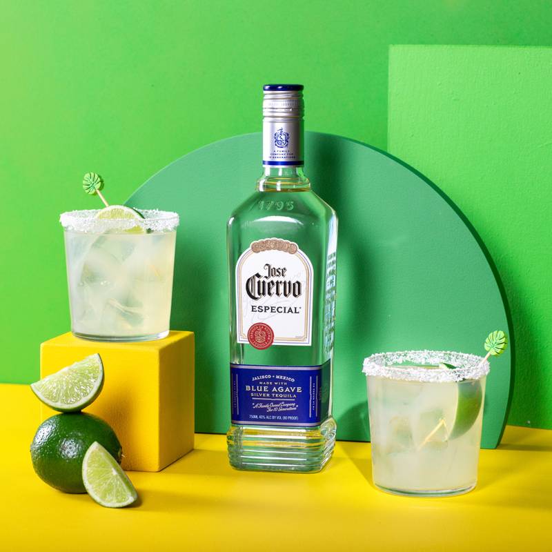 テキーラタワー　Jose Cuervo ボトルサーバー 🌟 Exciting news, tequila lovers! 🥳✨ We just added Jose Cuervo